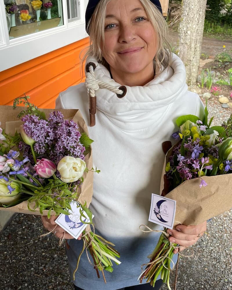 Flower Arrangement by Oh My Darlin' Example